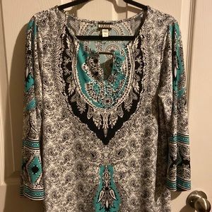 Dress  w/ patterns XL -runs small